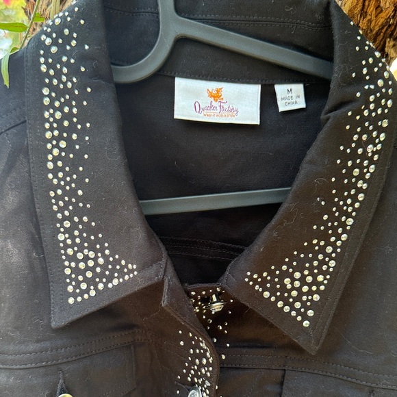 Quacker Factory Black bedazzled Collar vest w/functional pockets Sz.M - Picture 3 of 11